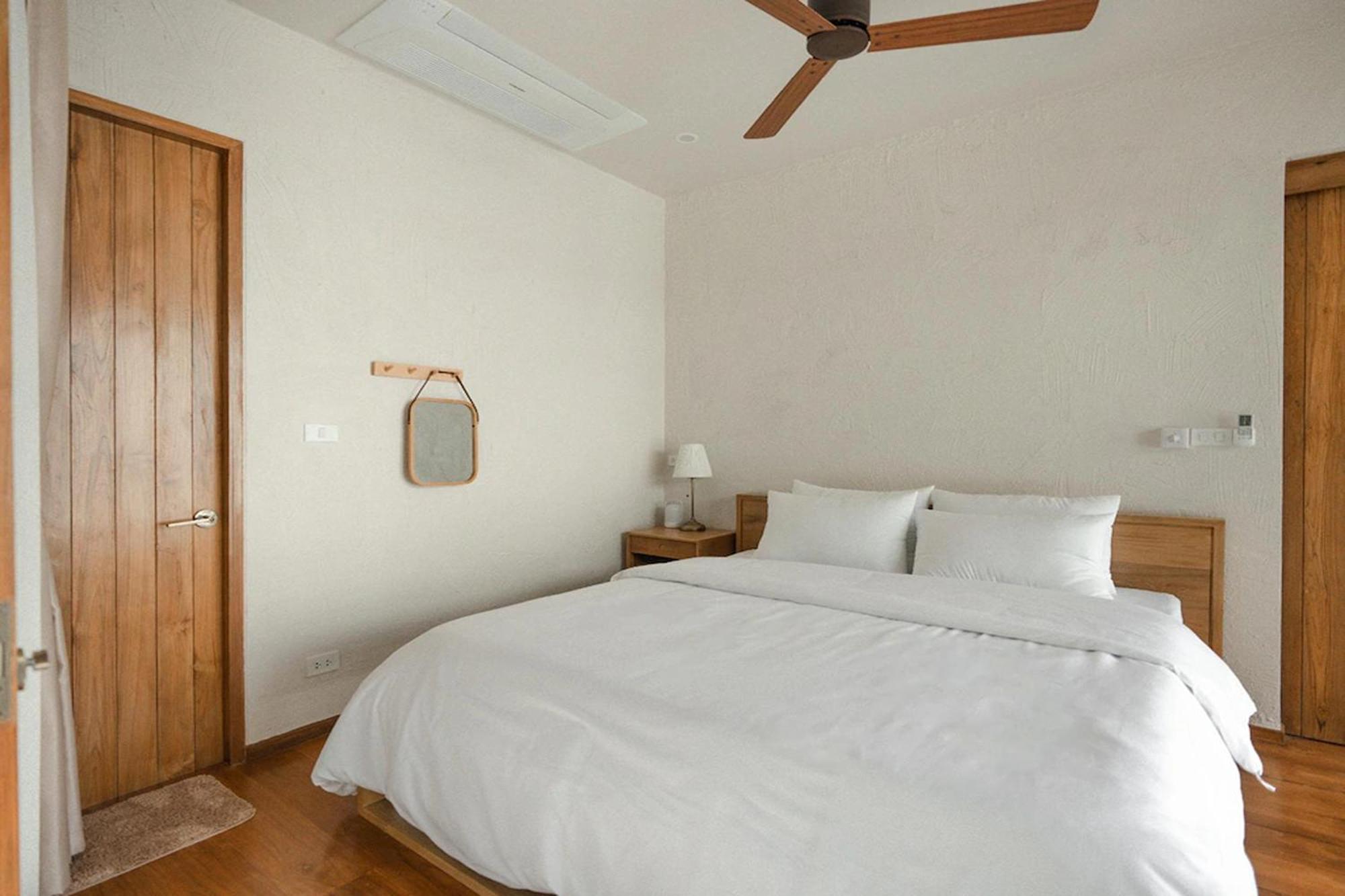 Taryn Tara Cafe And Stay Chiang Mai Buitenkant foto
