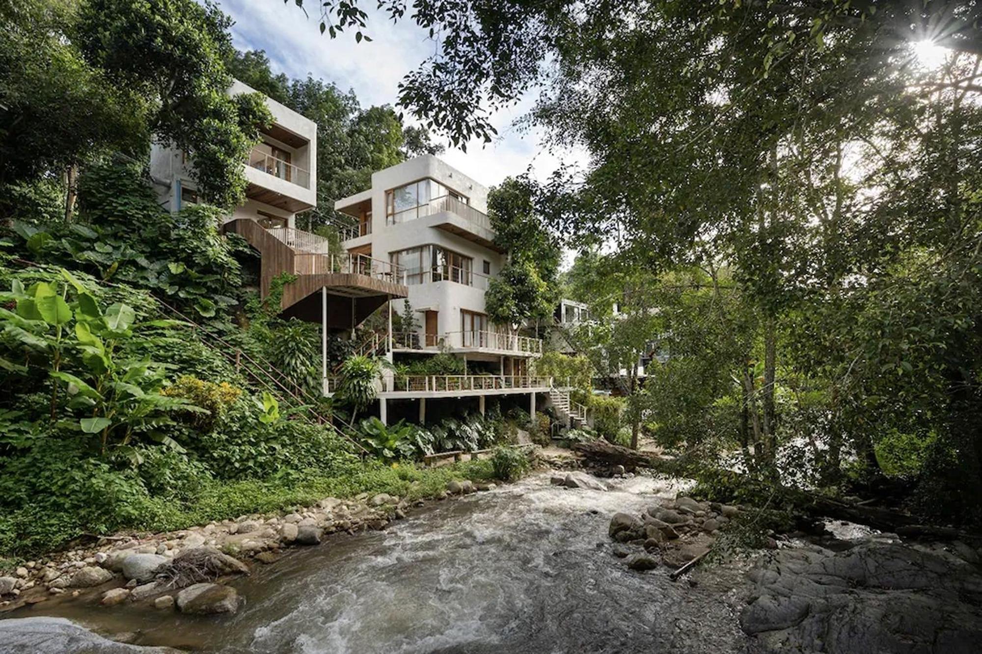 Taryn Tara Cafe And Stay Chiang Mai Buitenkant foto