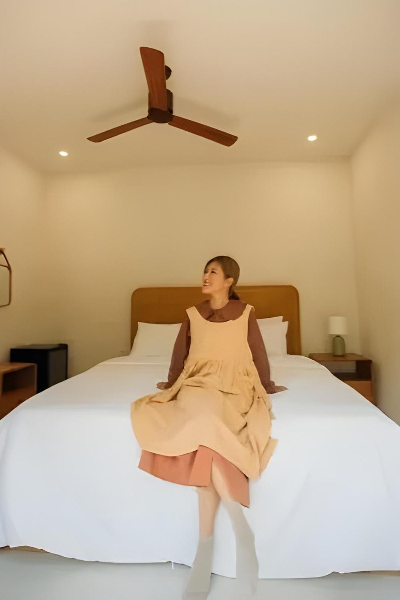 Taryn Tara Cafe And Stay Chiang Mai Buitenkant foto